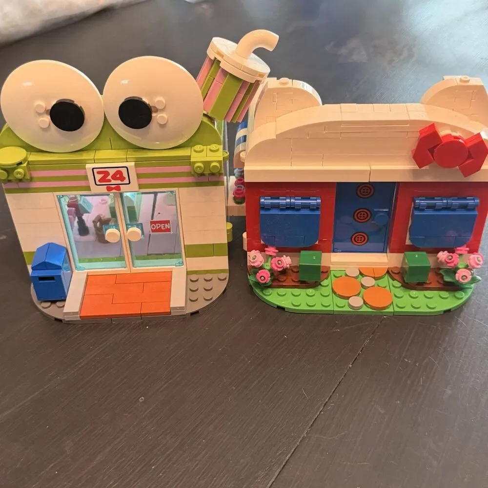 Huge BLDR Building Blocks Hello Kitty Lot 9 Sets